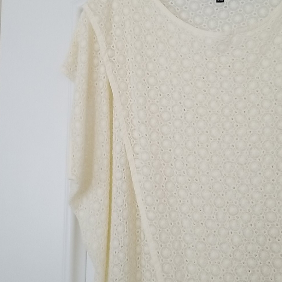 Tunic - Picture 3 of 4